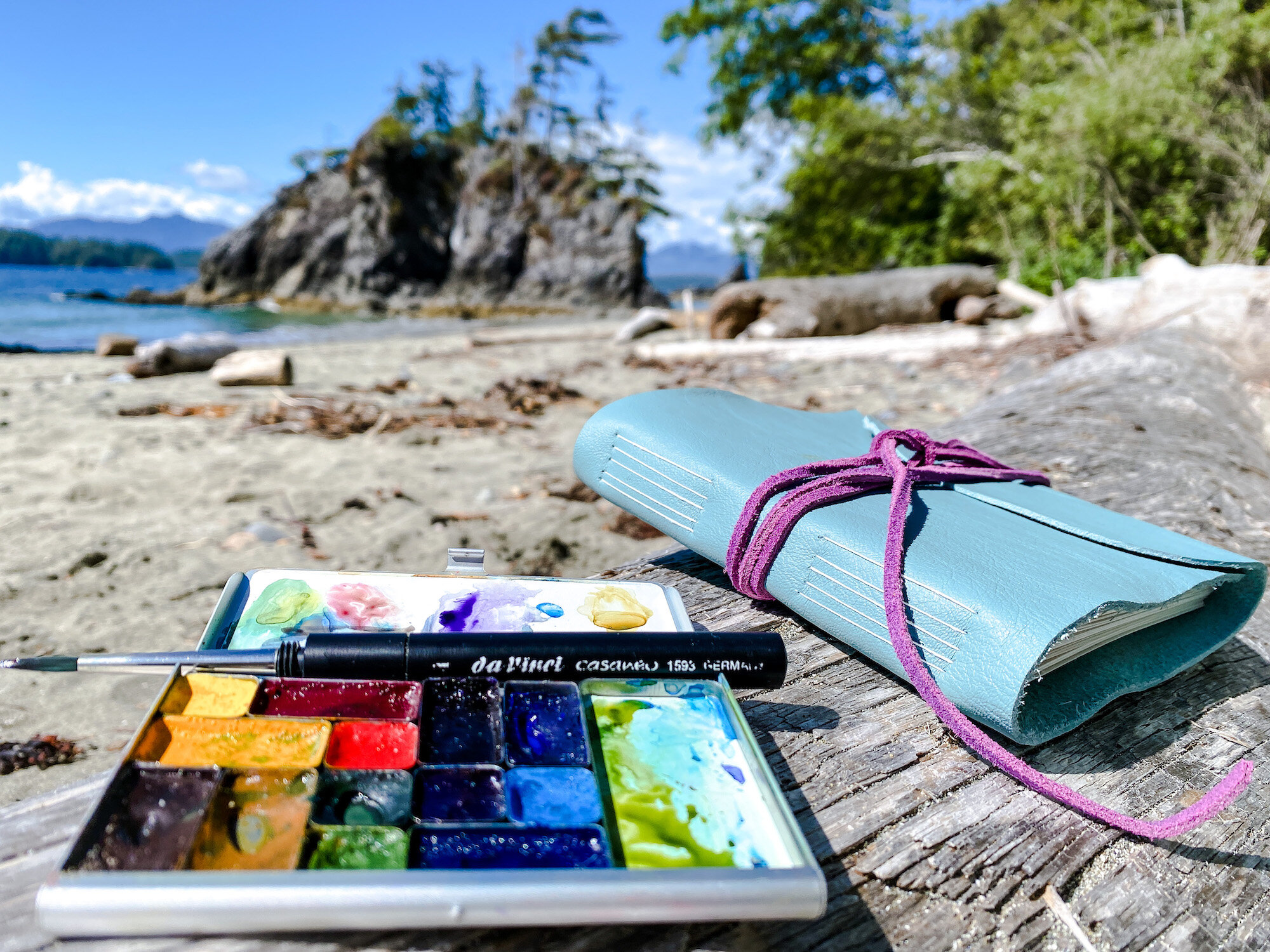Sketching Sea Stacks at Brady’s Beach